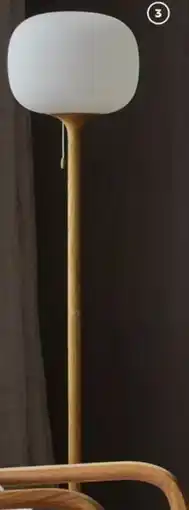 Grüne Erde Stehleuchte Tando Eiche Angebot