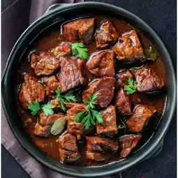 Hofer Rindsgulasch würfelig geschnitten HOFER Angebot