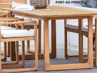 Tisch port-au-prince