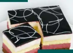 Billa BILLA PLUS Konditorei Cassis-Joghurtschnitte Block Angebot