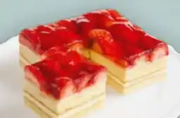 Billa BILLA PLUS Konditorei Erdbeerschnitte Angebot