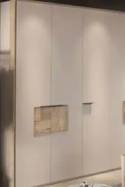 XXXLutz Voglauer Drehtürenschrank Angebot