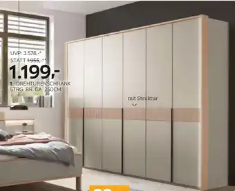 Drehtürenschrank