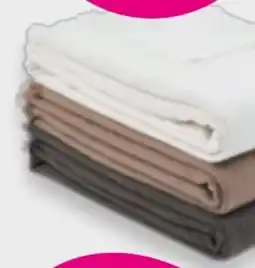 Mömax Kuscheldecke Leo Angebot