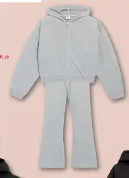 KiK Jacke + Hose in Melange Angebot
