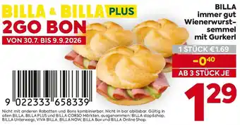 BILLA immer gut Wienerwurstsemmel mit Gurkerl
