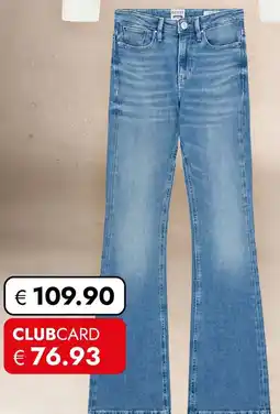 Travel FREE Guess Jeans Angebot