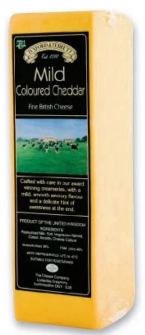 Metro Mild Coloured Cheddar Angebot