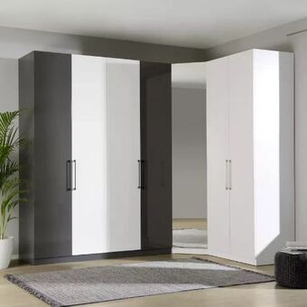 XXXLutz Drehtürenschrank Angebot