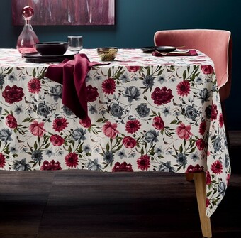 Spotlight Tablecloths, Napkins, Placemats & Table Runners offer