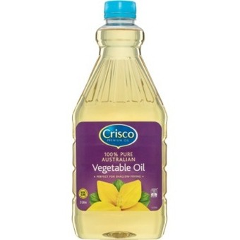 IGA Crisco Vegetable or Canola Oil 2 Litre offer