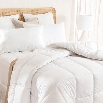 Pillow Talk Classic Collection 350gsm Microfibre Quilt by Essentials offer