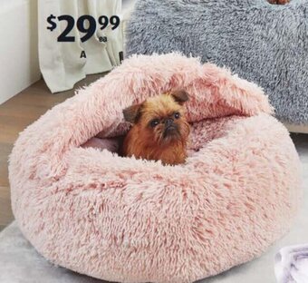 ALDI Pet Sofa or Cave Bed offer