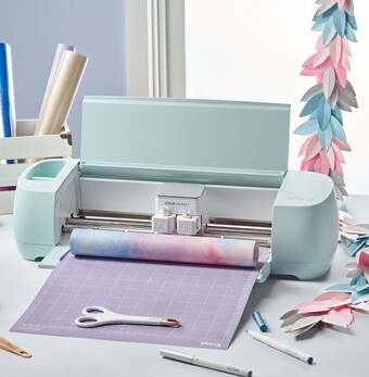 Spotlight Cricut Explore 3 Machine offer