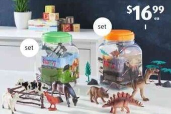 ALDI Model Animal Sets offer