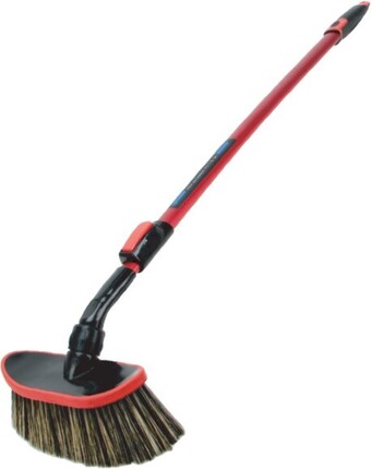 Autobarn Streetwize telescopic soft bristle dip and wash brush offer
