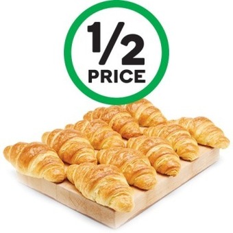 Woolworths Large butter croissant pk 10* offer
