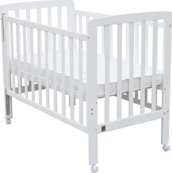 Baby Bunting Childcare cambridge cot offer