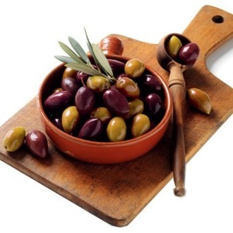 IGA Ausfresh mixed mediterranean olives offer