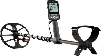 BCF Minelab equinox 600 metal detector offer