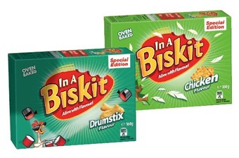 IGA In a biskit chicken or drumstix flavour 160g offer