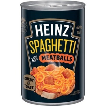 IGA Heinz beanz & sausages, spaghetti & meatballs or sausages 420g offer