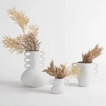 Pillow Talk Arlo decorative vase by m.u.s.e. offer