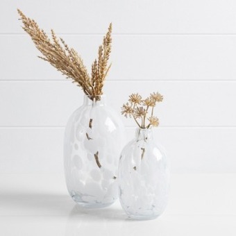 Pillow Talk Kumi white decorative vase by m.u.s.e. offer