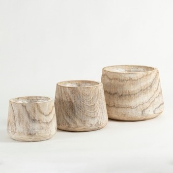 Pillow Talk Levi planter by m.u.s.e. offer