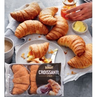 IGA Your bakery croissants 3 or 4 pack offer