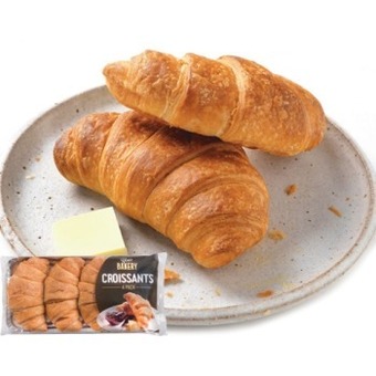 IGA Your bakery croissants 3 or 4 pack offer