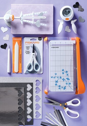 Spotlight 25% off fiskars papercraft range offer