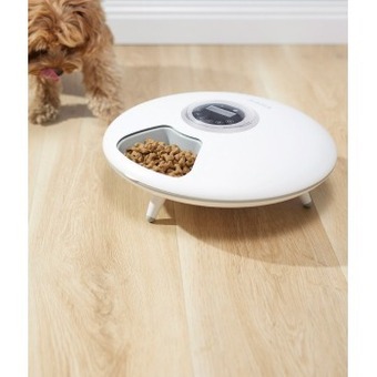 Coles Saba 6 meal auto pet feeder offer