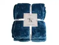 LivingStyles Kilburn & Scott Ultimate Fleece Throw, Teal offer