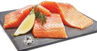 Woolworths Fresh tasmanian atlantic salmon fillets skinned & boned offer