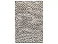 Rhythm Tempo Hand Loomed Wool Rug, 230x320cm