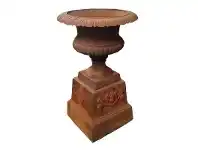 LivingStyles Sonte Cast Iron Garden Urn - Rust offer