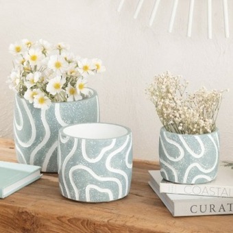 Pillow Talk Kline planter by habitat offer