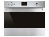 The Good Guys Smeg 70cm Classic Thermoseal Oven offer