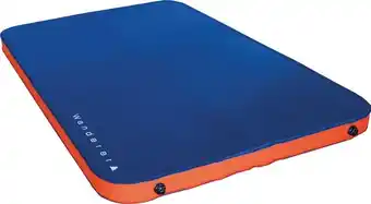 BCF Wanderer double premium self-inflating mat offer