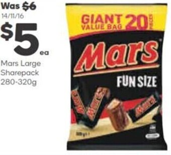 Woolworths Mars Large Sharepack 280-320g offer