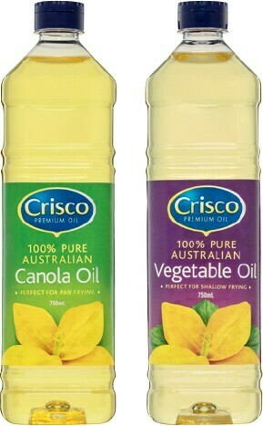 IGA Crisco Vegetable or Canola Oil 750mL offer