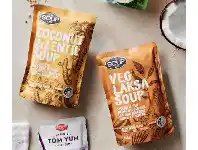ALDI The Soup Co. Pouched Soups 400g offer