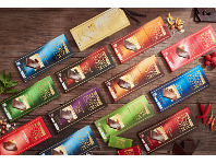 ALDI Moser Roth Finest Dark or Milk Chocolate 5pk/125g offer