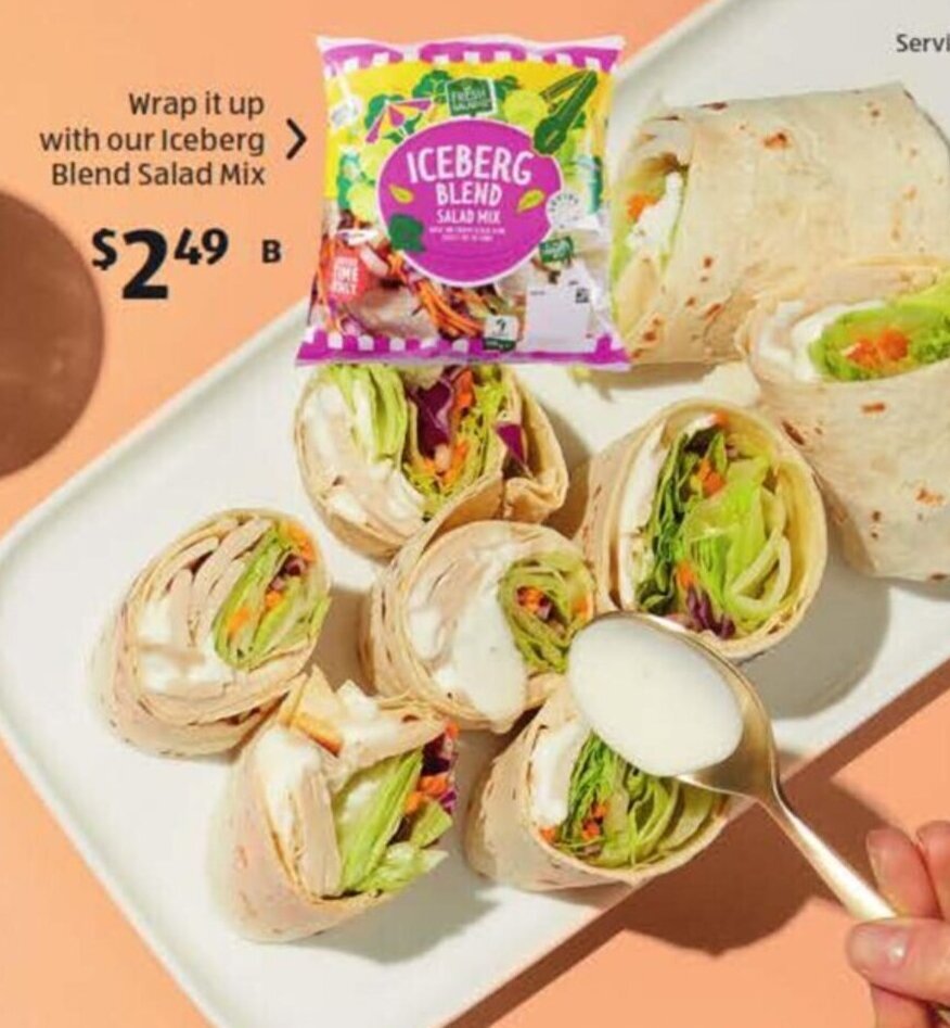 The Fresh Salad Co Iceberg Salad Mix 300g offer at ALDI