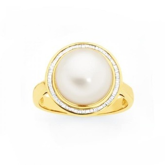 Goldmark 9ct gold pearl & diamond ring offer