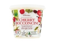 Woolworths Woolworths Cherry Bocconcini 220g offer