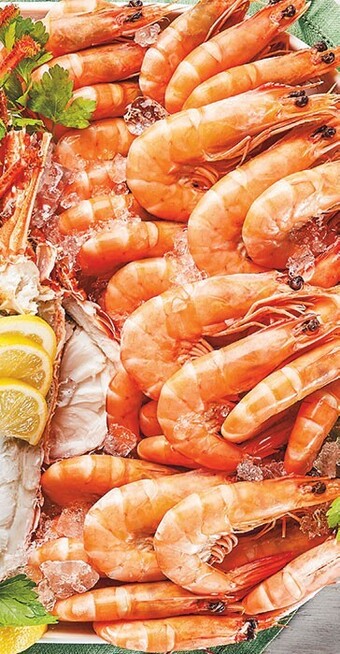 Woolworths Fresh australian cooked crystal bay banana prawns offer