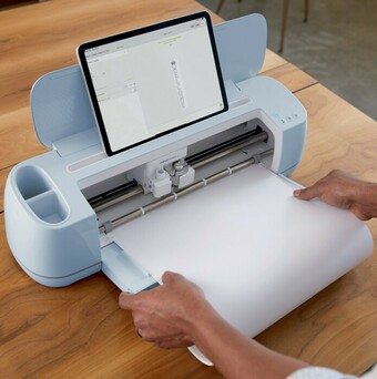 Spotlight Cricut Maker 3 Machine offer