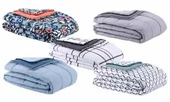 Berkshire Down Alternative Blanket Queen